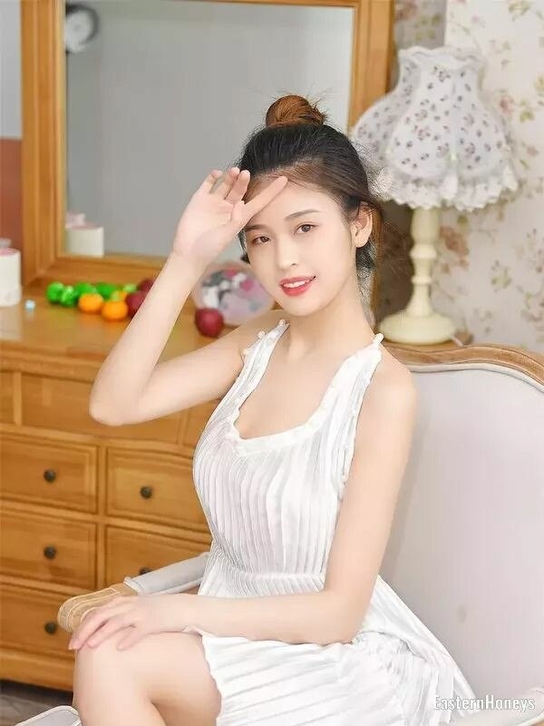 Qiaomei, 22