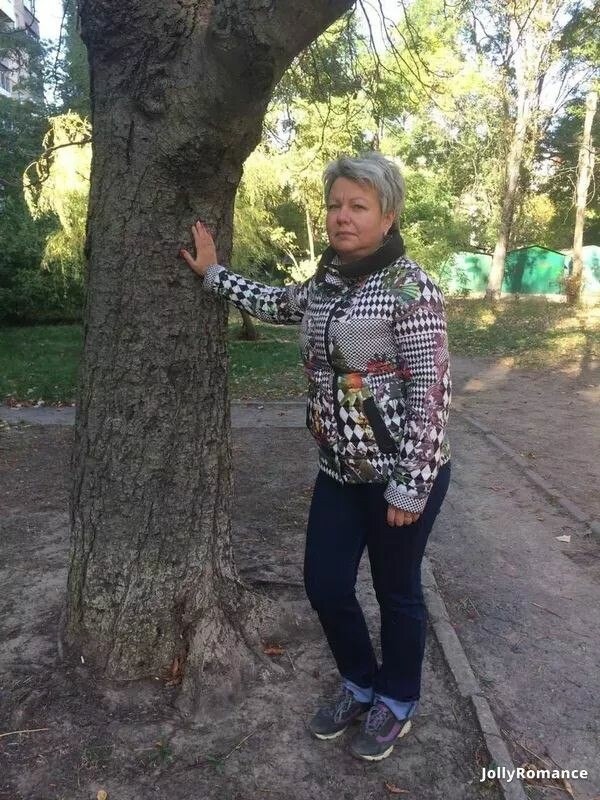 Olena, 47